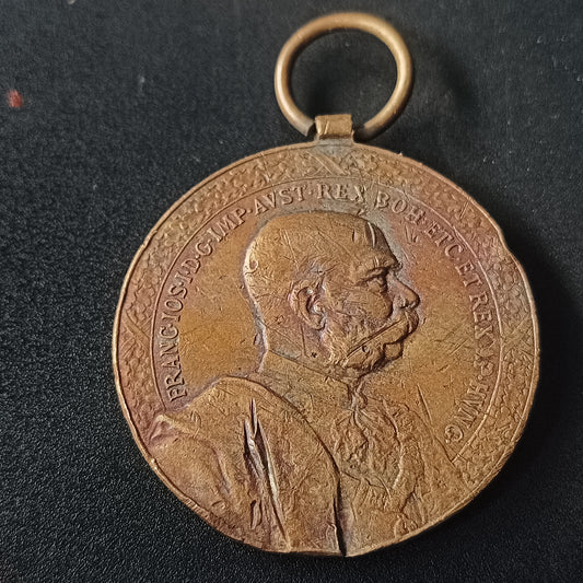 Austria Honor Medal for 40 Years of Faithful Service 1898 - (Ref: AUC1749)