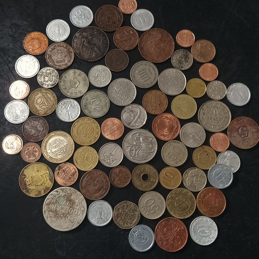 Lot of 67 Coins - Mix World Countries (Ref: AUC1745)
