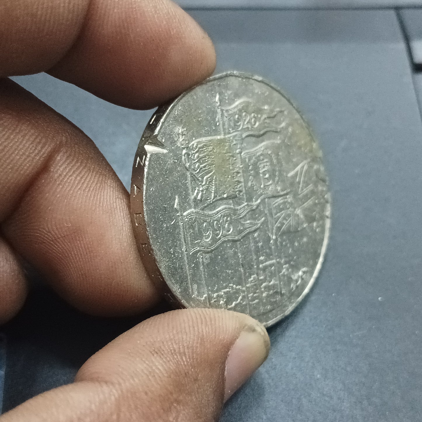 5 Pounds 1996 - 70th anniversary of the birth of Queen Elizabeth II - United Kingdom (Ref: AUC1705)