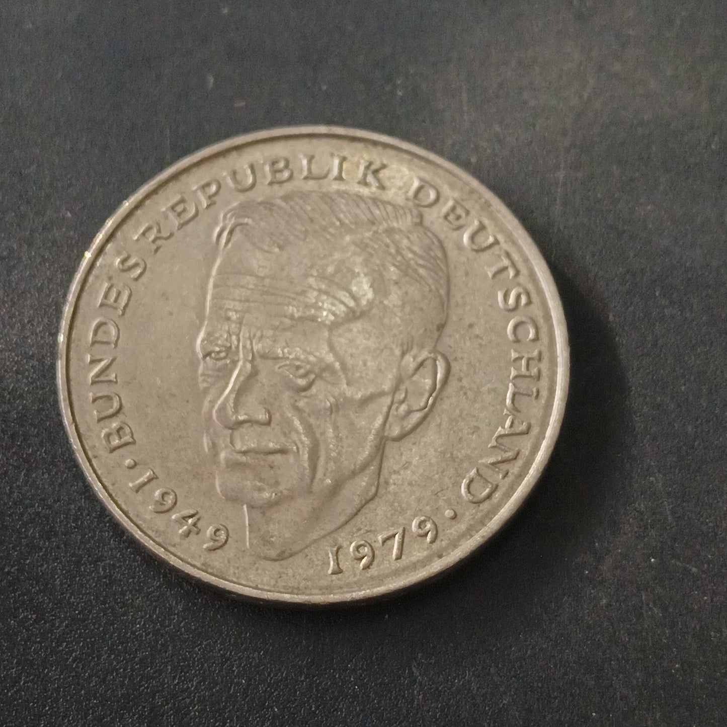 2 Deutsche Mark 1982G (Kurt Schumacher - 30 Years of Federal Republic of Germany) - Germany (Ref: AUC1837)