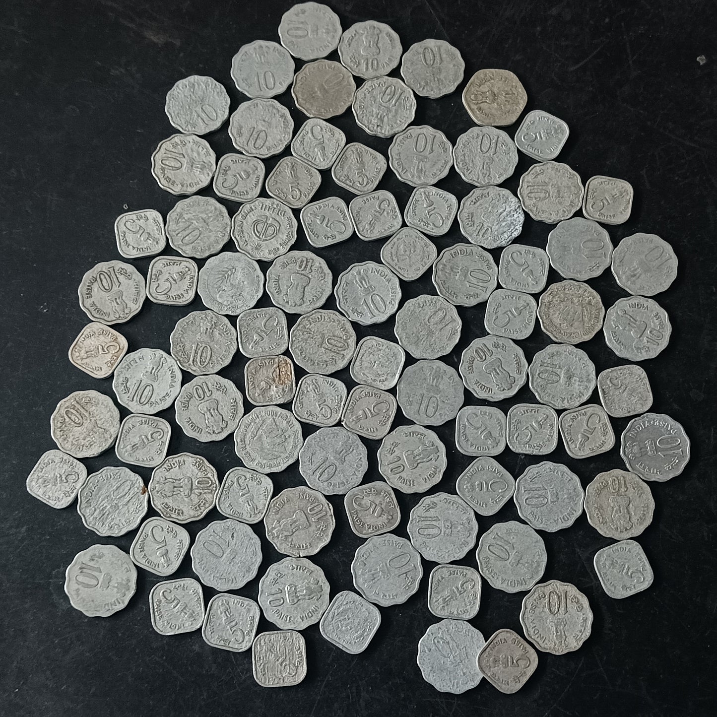 Lot of 87 Coins - Aluminium Commemorative mix - Fine condition(Ref:AUC1787)