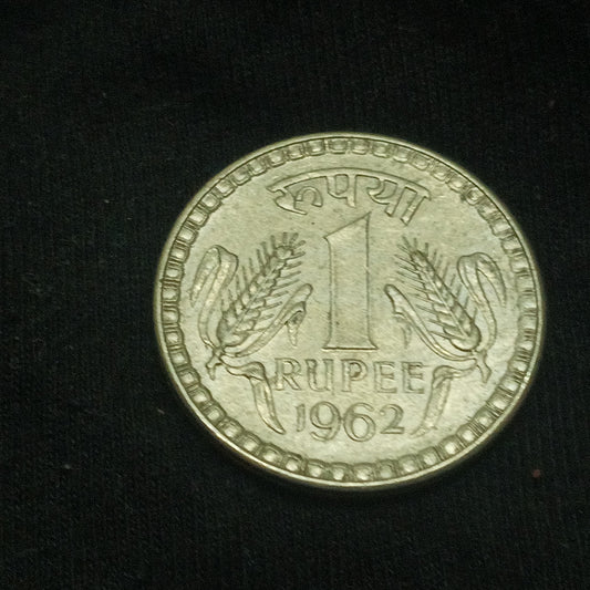 1 Rupee 1962 XF +  Calcutta Scarce - (Ref : 140612)