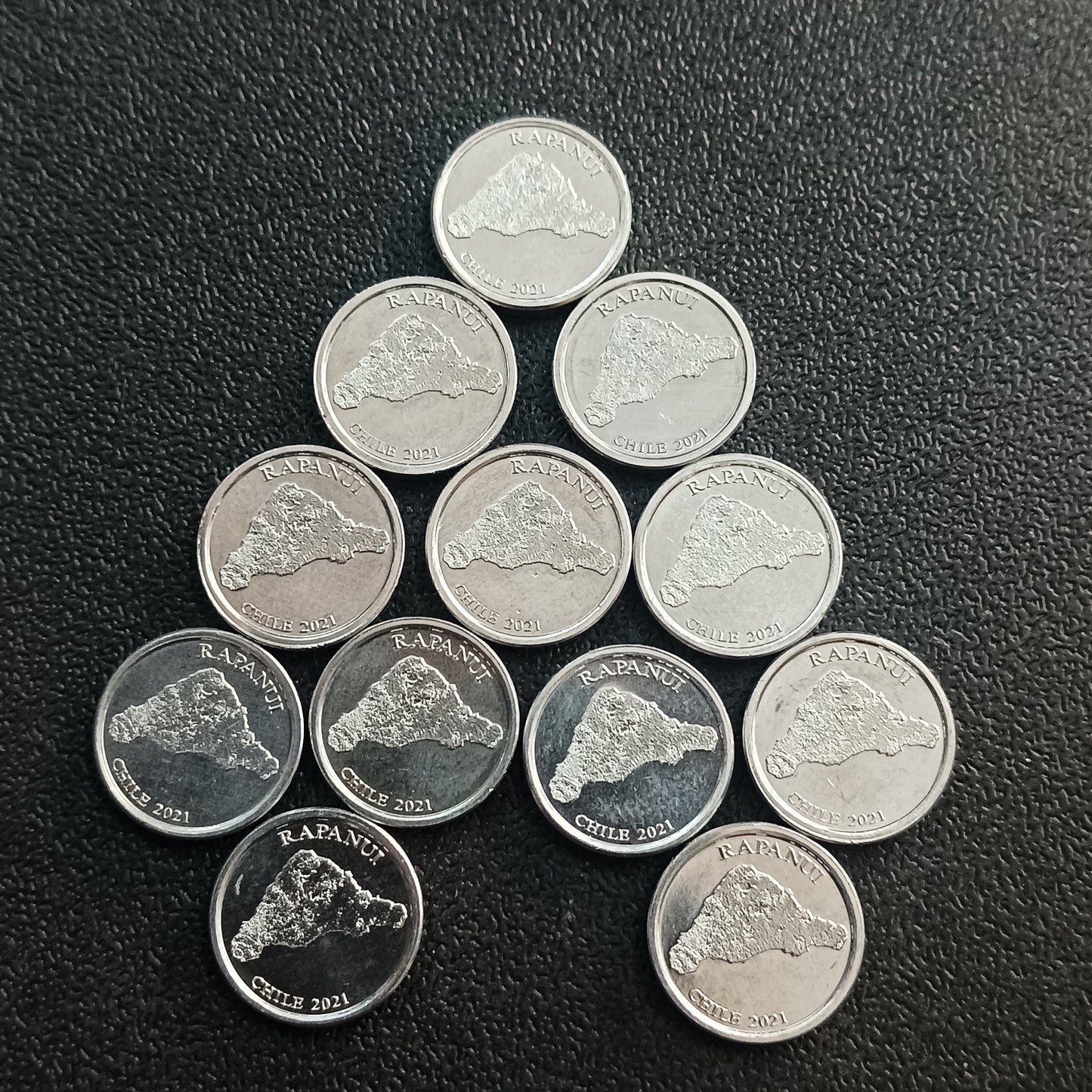 Set of 12 different x 1 Peso 2021 UNC (Aluminum) - Rapa Nui (Easter Islands)