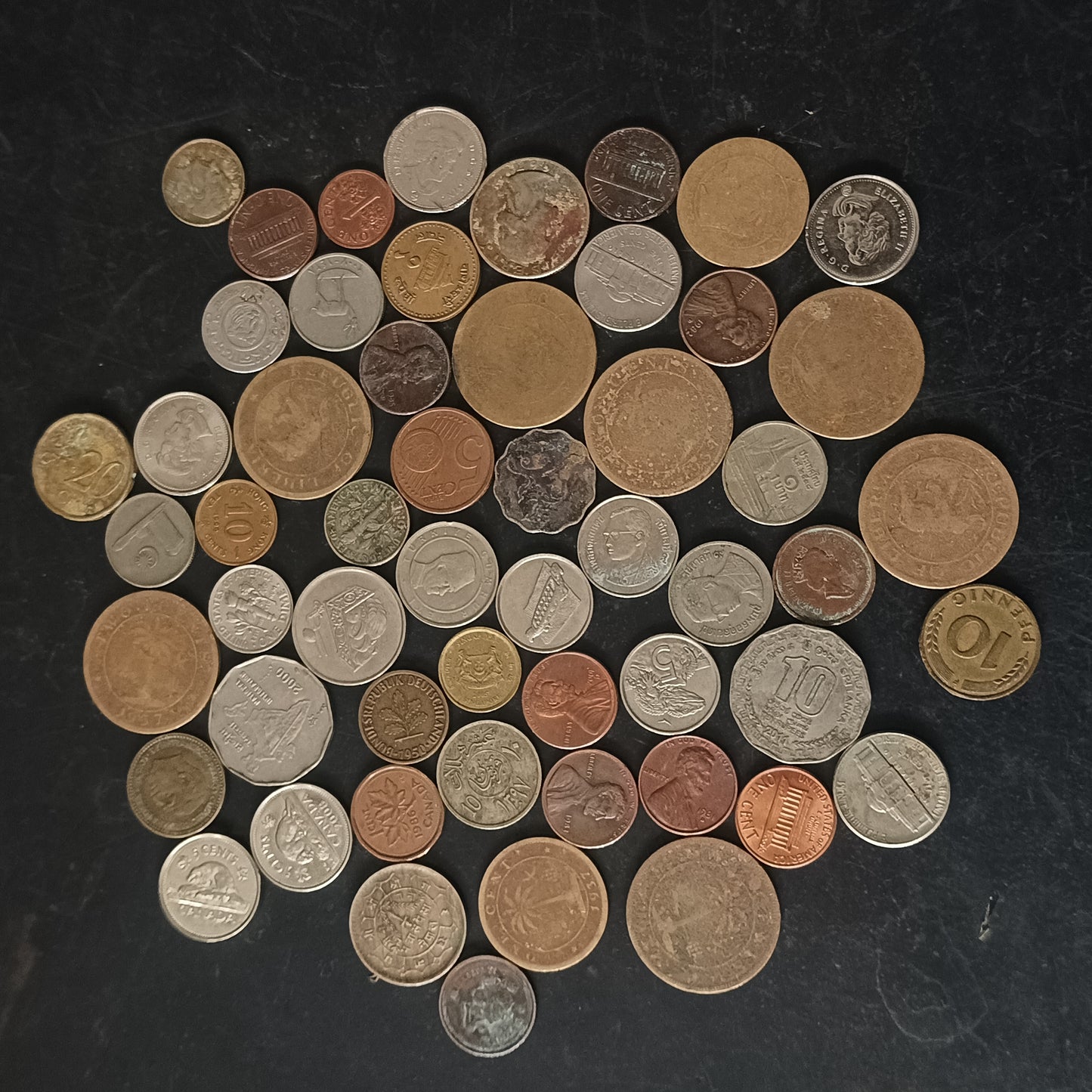 Lot of 55 Coins - Mix World Coins (Ref: AUC1804)
