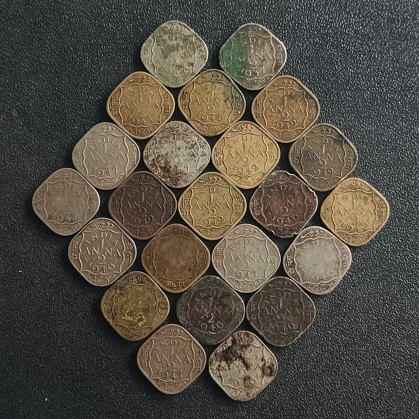 Lot of 23 Coins - 1/2 Anna George VI (Ref : AUC1478)
