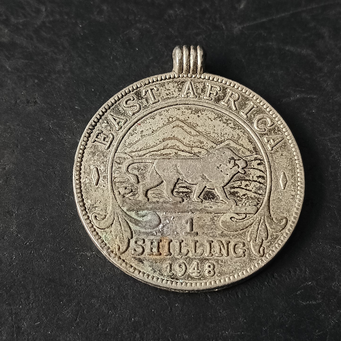 1 Shilling 1948 - East Africa (Ref: AUC1784)