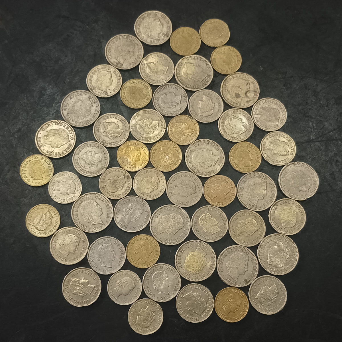 Lot of 53 Mix Coins - 5/10/20 Rappen Switzerland (Ref: AUC1925)
