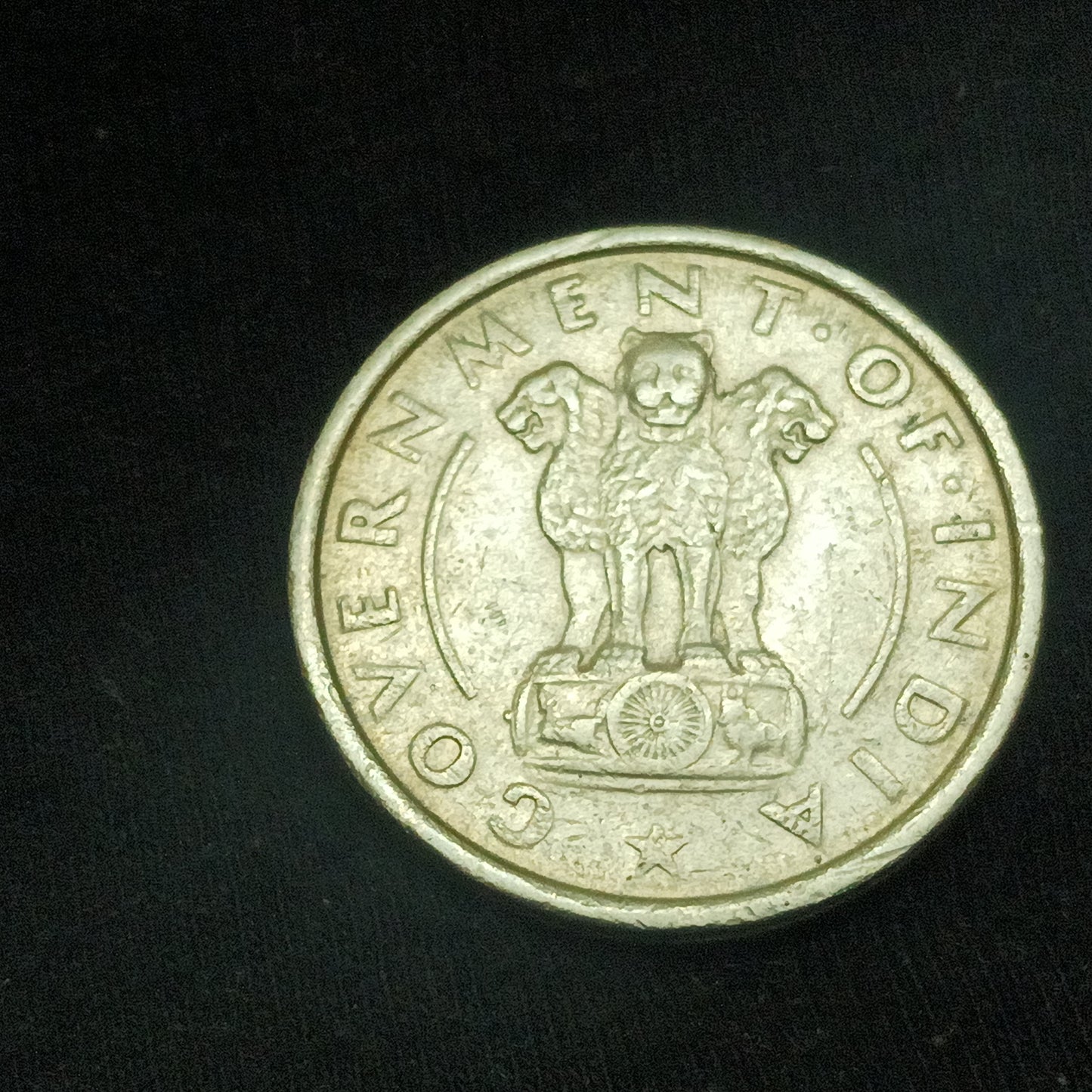 1 Rupee 1950 XF Bombay Scarce - (Ref : 140604)