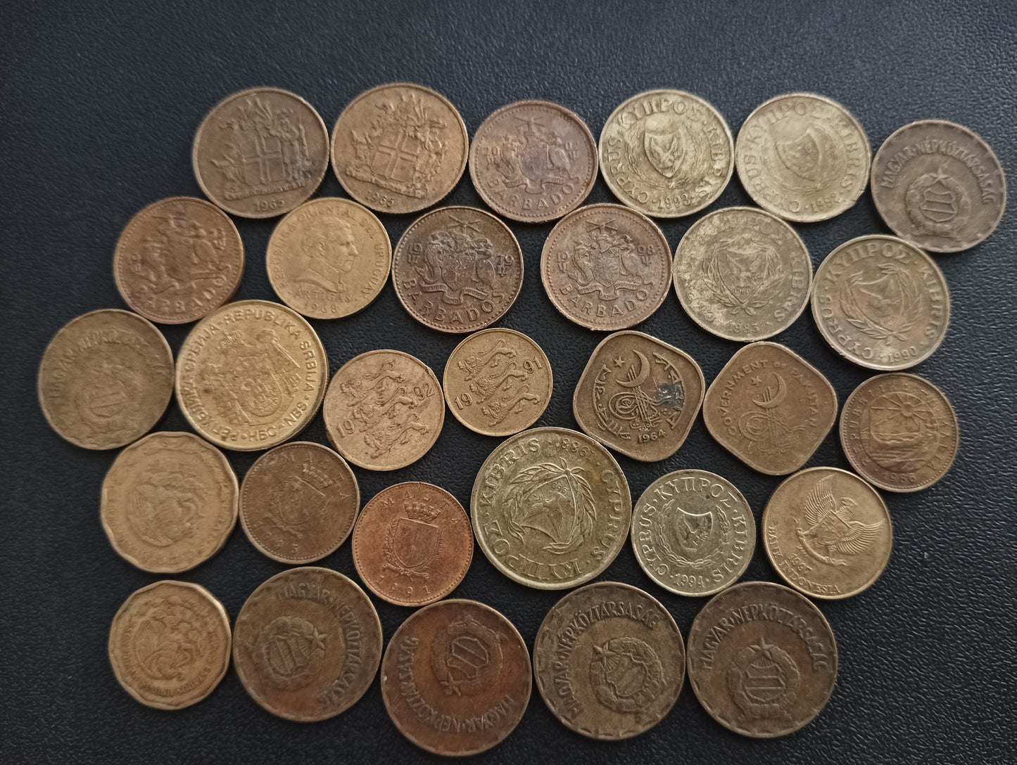 Lot of 30 Scarce World Coins - (Ref : AUC0998)