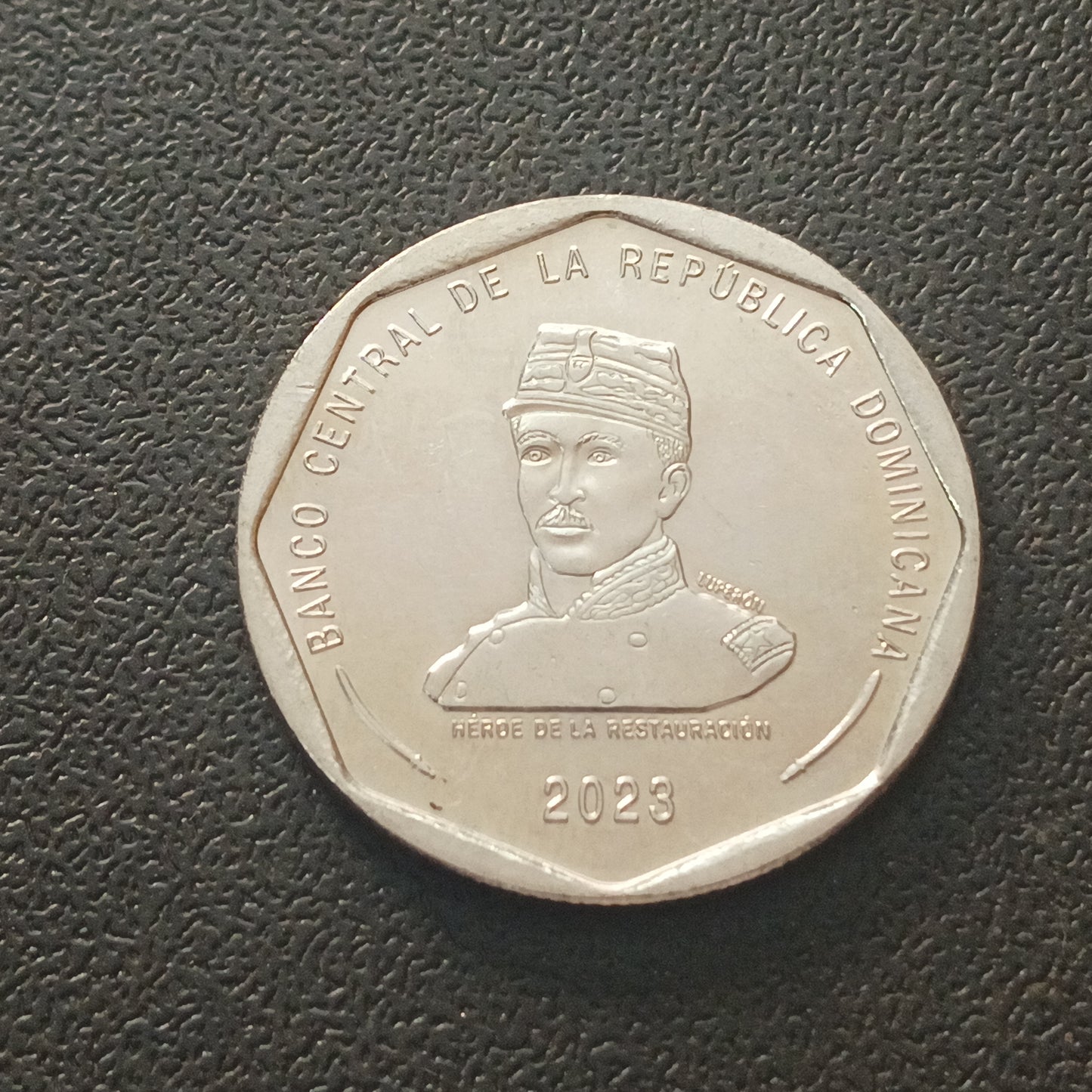 25 Pesos Dominicano 2023 UNC - Dominican Republic