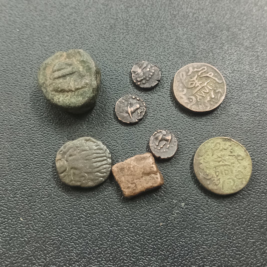 Lot of 8 Copper Coins - India Princely states/ Ancient Sultanates