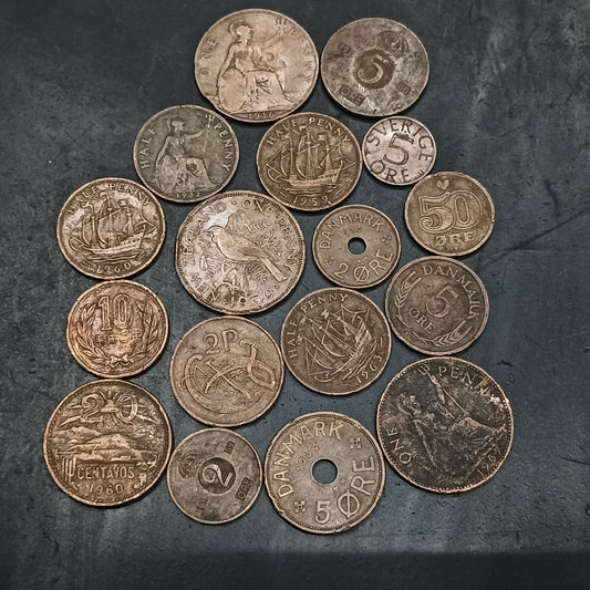 Lot of 17 Scarce World Coins - (Ref: AUC1610)