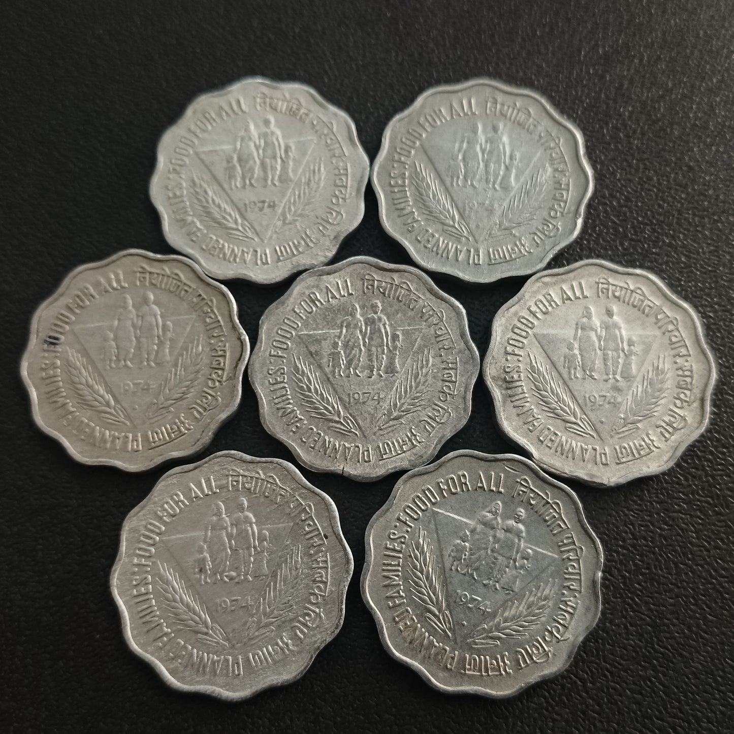 Lot of 7 Coins - 10 Paise 1974 -Planned Families for All (Ref : AUC0939)