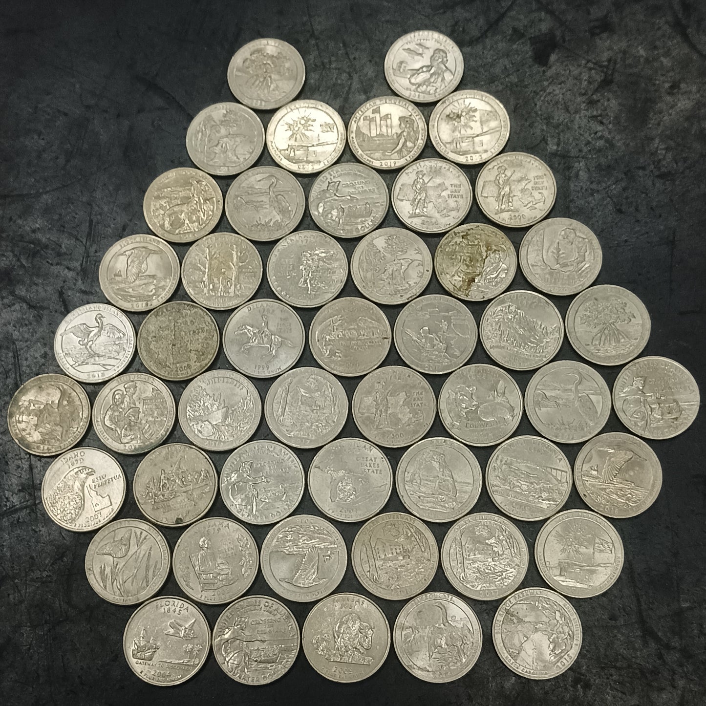 Lot of 50 Coins - 1/4 Dollar Commemorative Coins - U.S.A. (Ref: AUC1461)