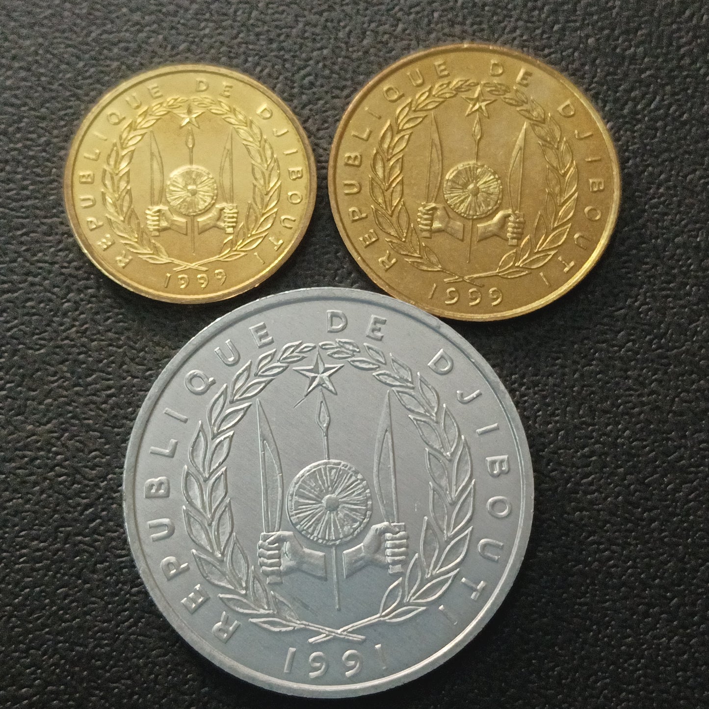 Set of 3 UNC coins - Djibouti (5Francs/10Francs/20 Francs)