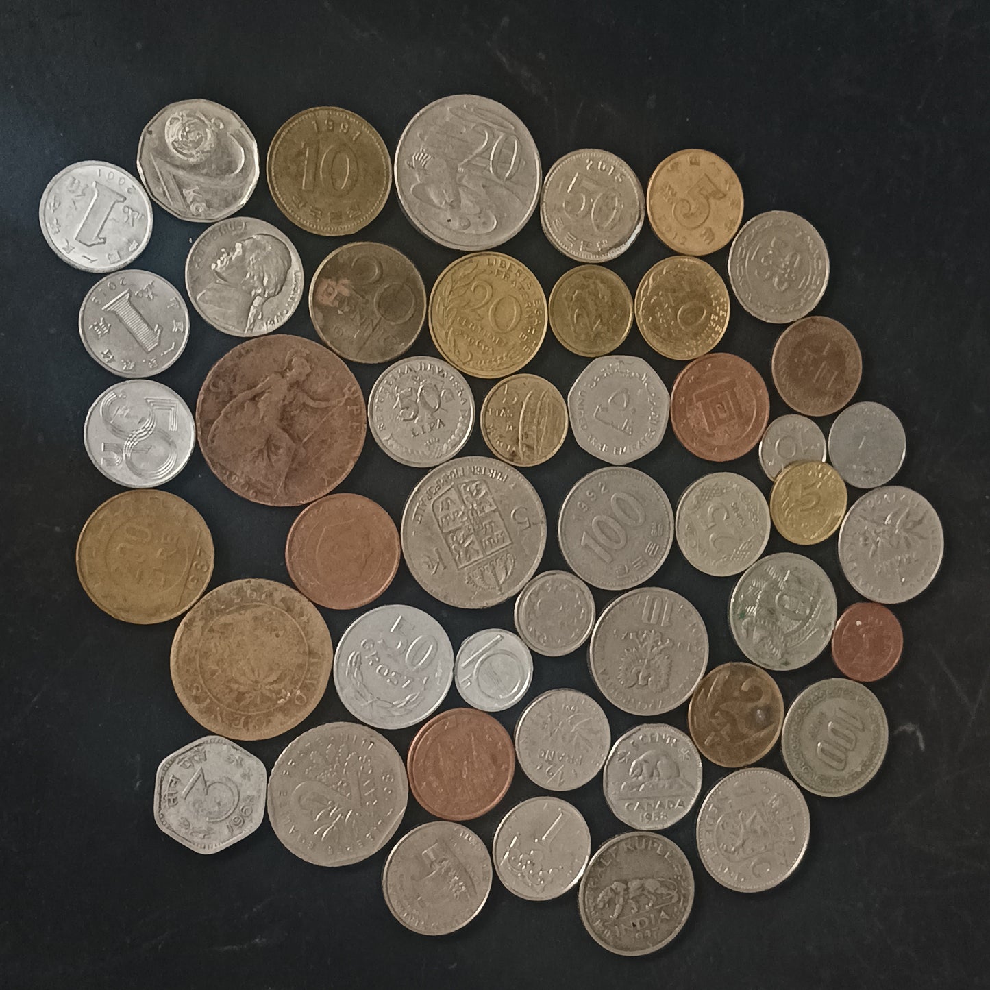 Lot of 47 Coins - Mix Countries and denominations (Ref : AUC1597)