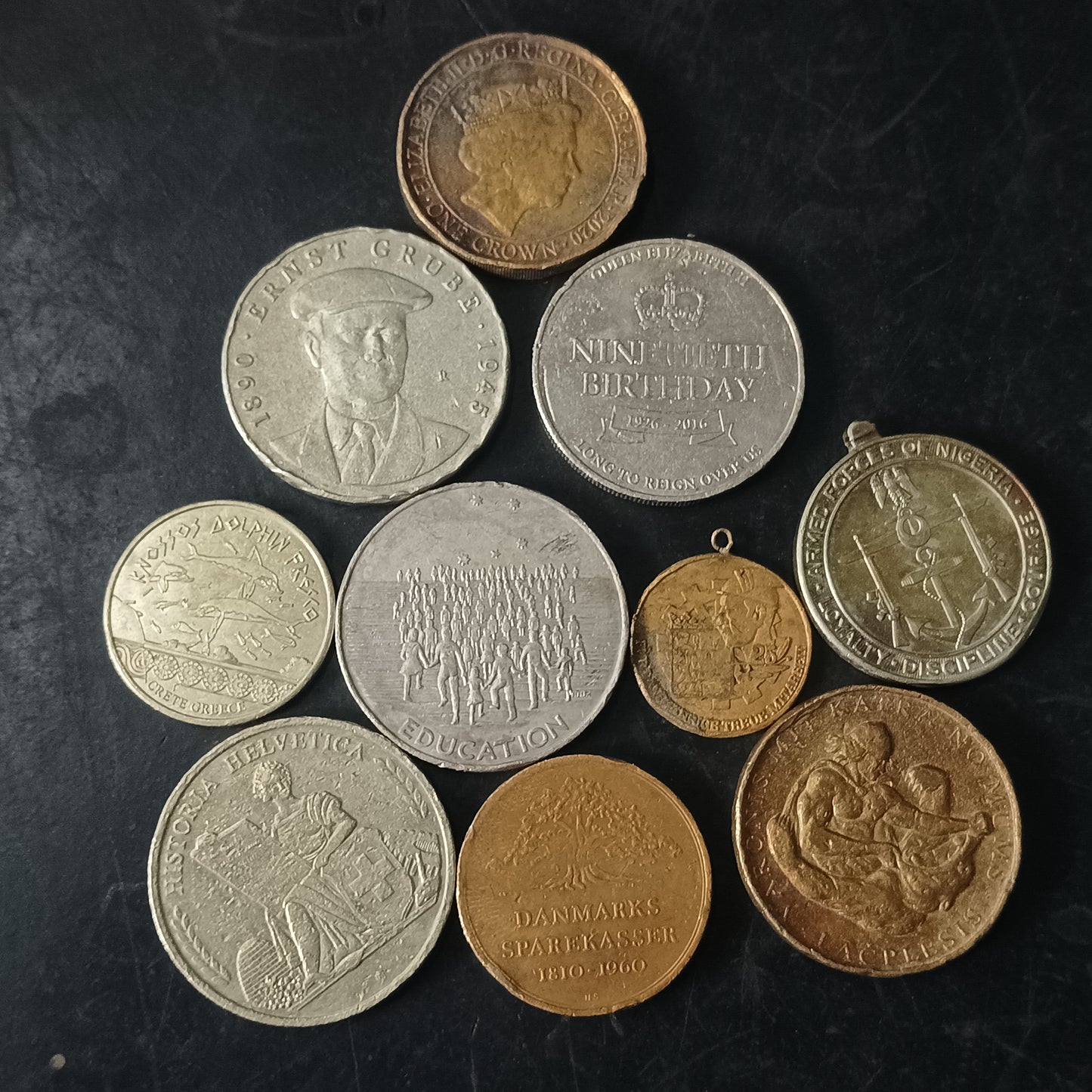 Lot of 10 Mix Medals/Tokens  - (Ref: AUC1767)