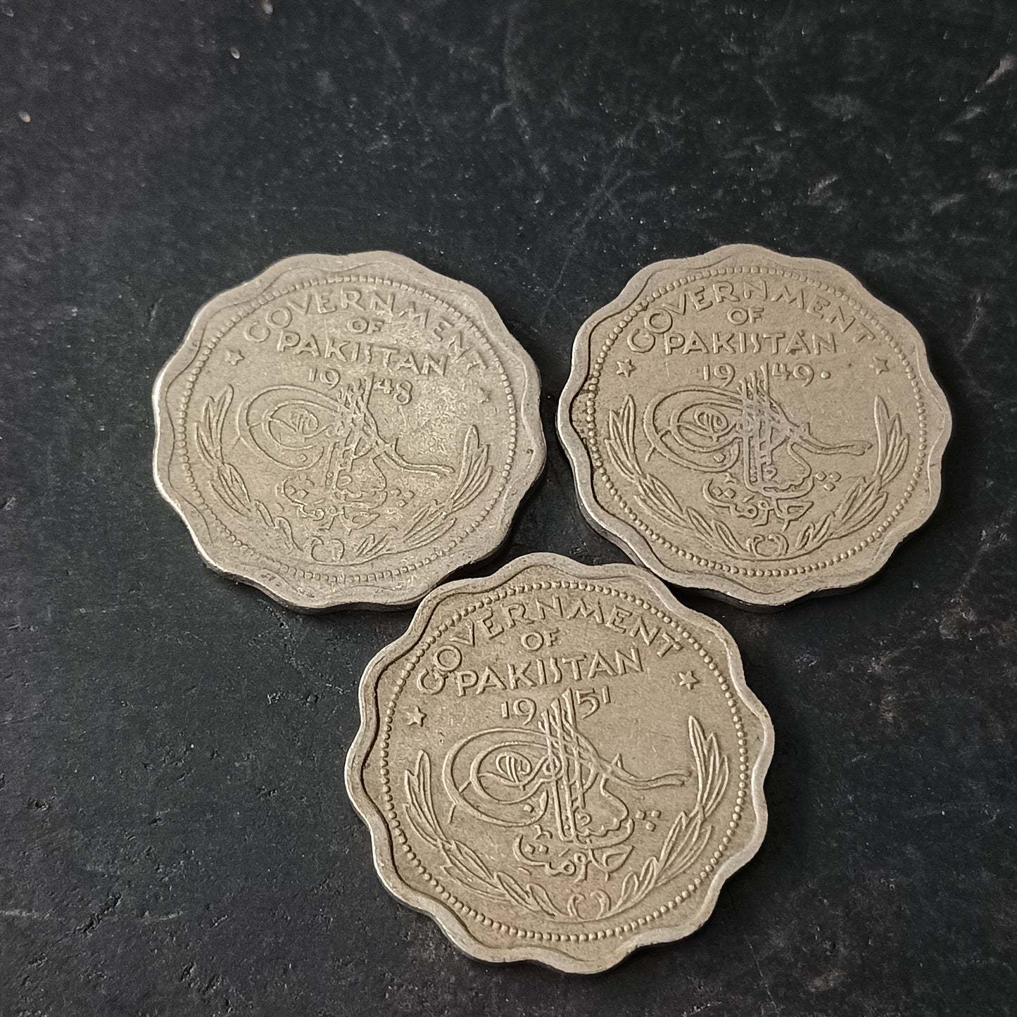 Lot of 3 Coins - 1 Anna  1948/1949/1951 - Pakistan (Ref : AUC1436)