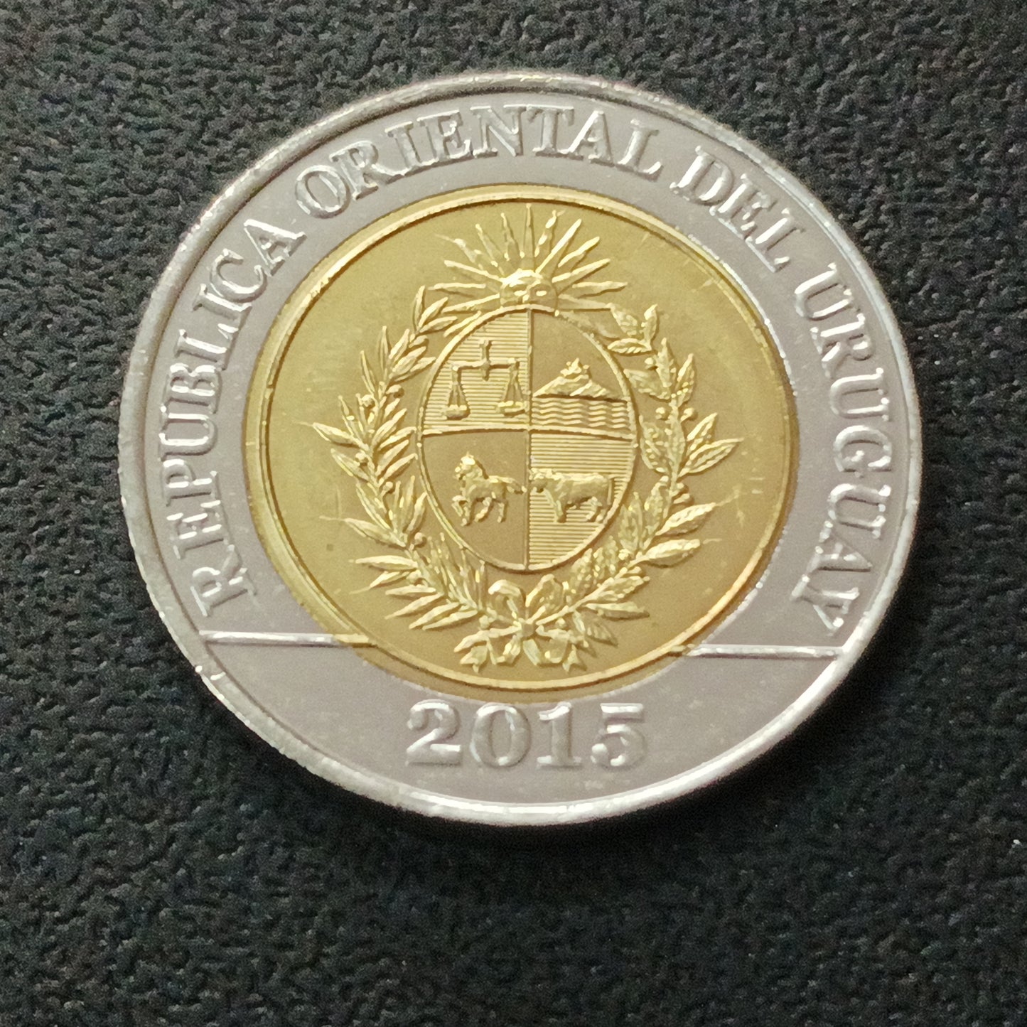 10 Pesos Uruguayos Puma 2015 UNC - Uruguay